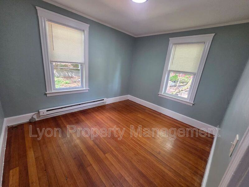 88 Garfield Ave #6 - Photo 5 of 12