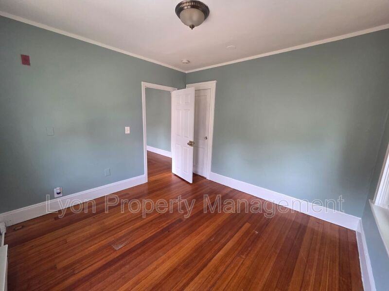 88 Garfield Ave #6 - Photo 6 of 12
