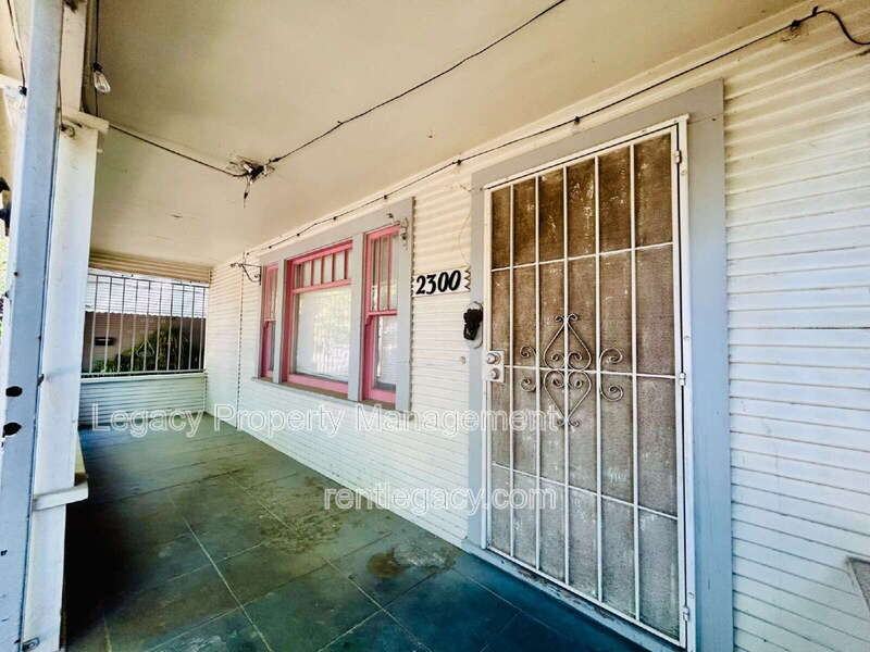 2300 E St - Photo 3 of 20