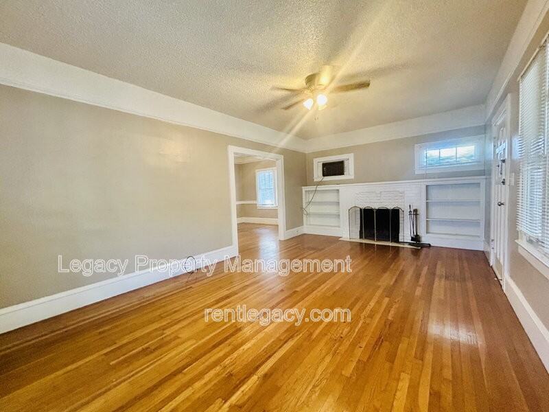 2300 E St - Photo 5 of 20