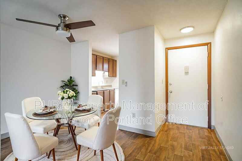 14136 Ne Sandy Blvd #E03 - Photo 2 of 23