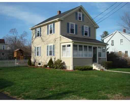 69 Warren Ave - Photo 2 of 11