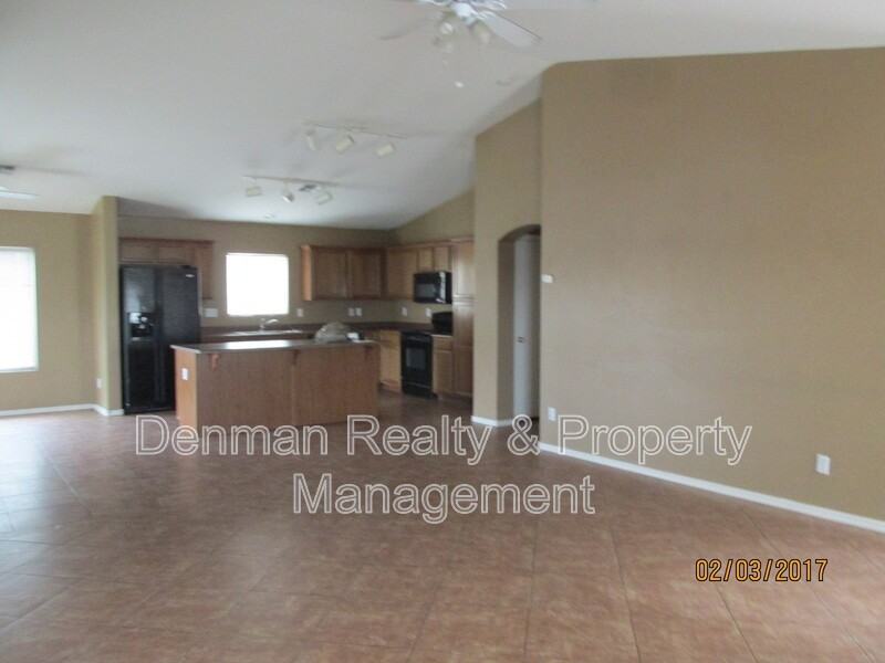 1124 E Maddison St - Photo 2 of 9