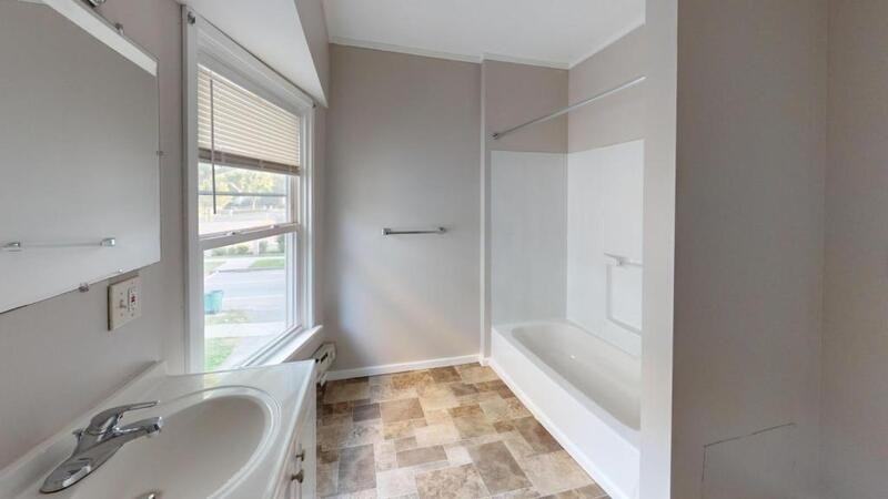 116 Ridgeway Ave - Photo 2 of 9