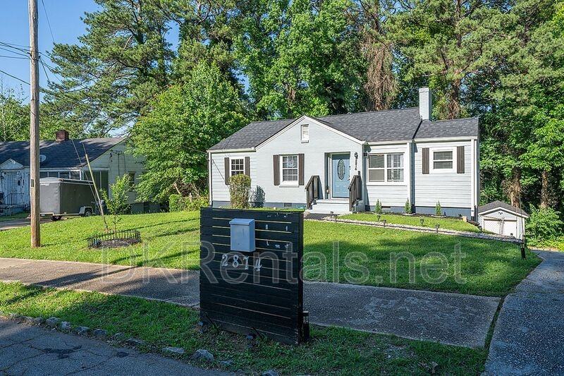 2874 Blount St - Photo 4 of 27