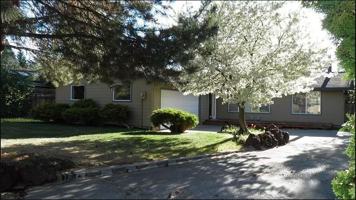 featured image of 2816 Ne Lapointe Ct