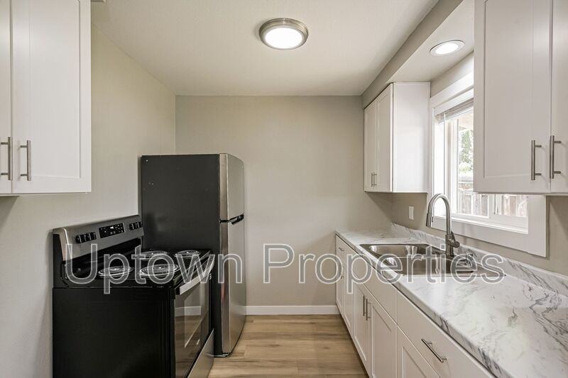 466 N Adair St #9 - Photo 6 of 22