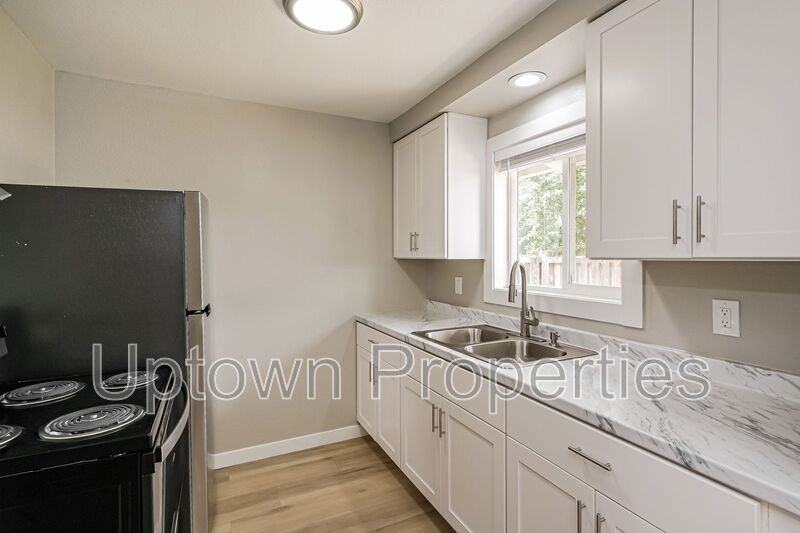 466 N Adair St #9 - Photo 7 of 22