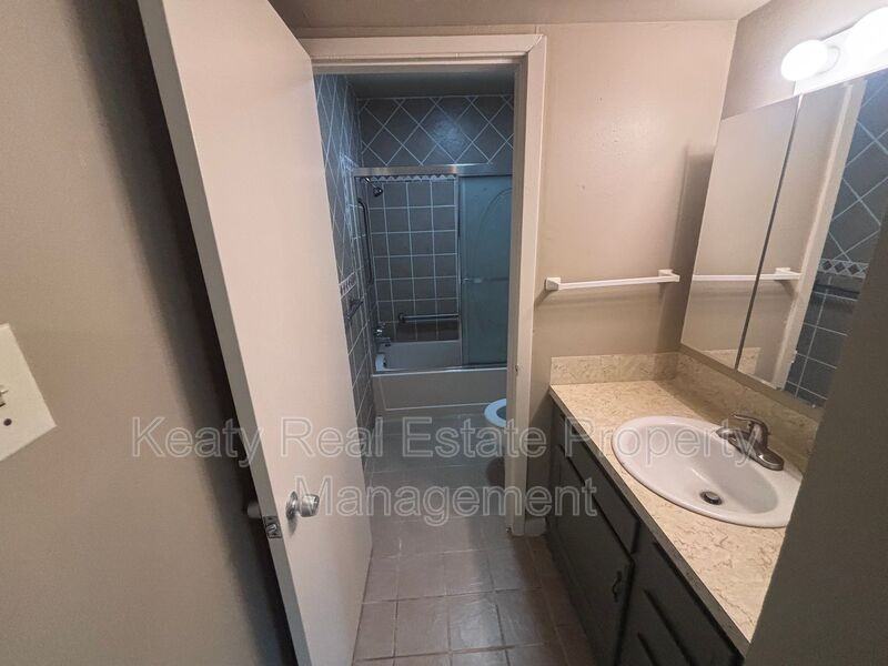201 S College Rd #116 - Photo 5 of 6