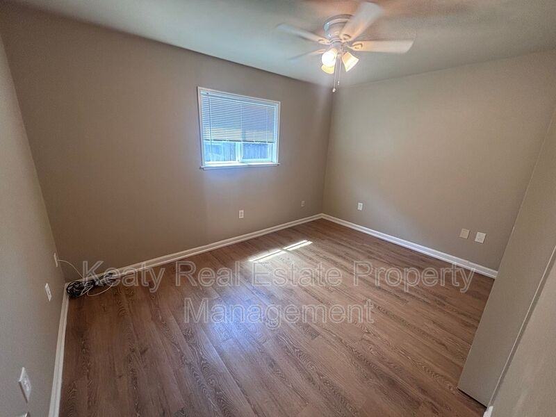 201 S College Rd #116 - Photo 6 of 6