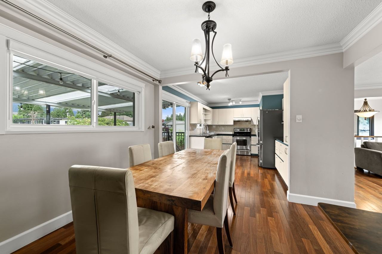 1551 Manning Avenue - Photo 6 of 31