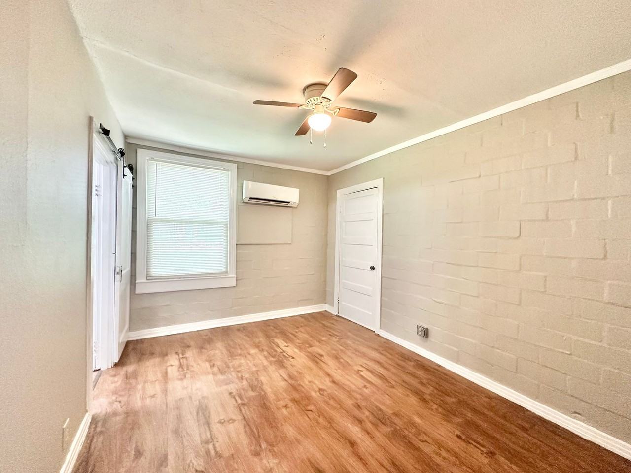 2615 N Elm St - Photo 5 of 8