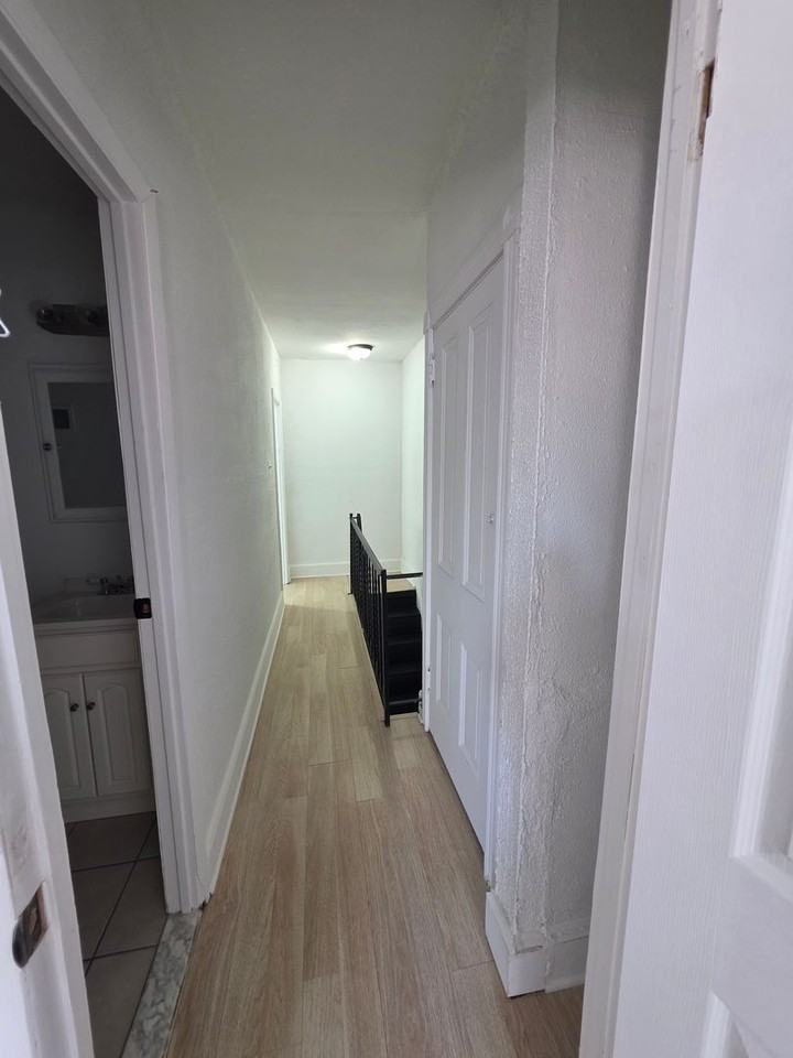 2228 Cross St - Photo 5 of 7