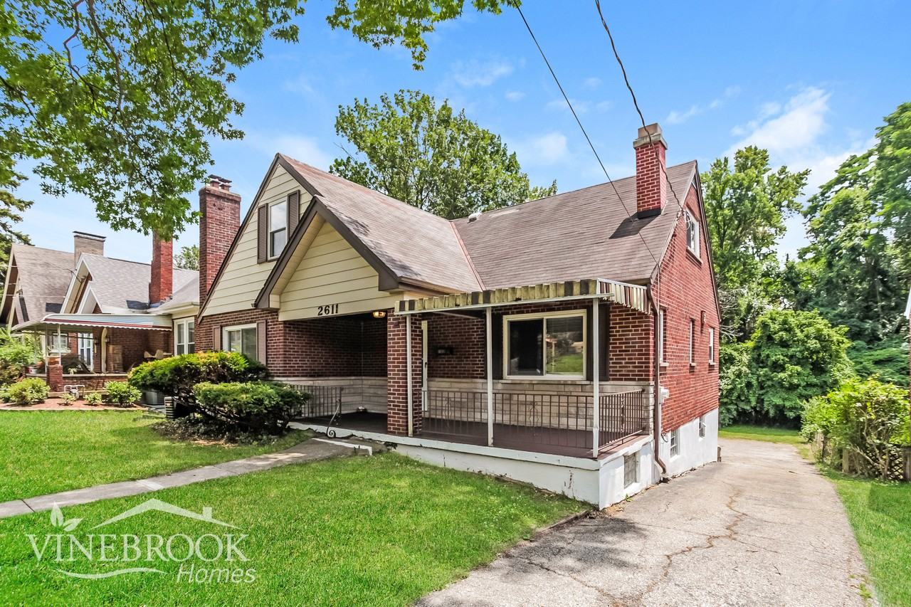 2611 Pancoast Ave - Photo 2 of 15