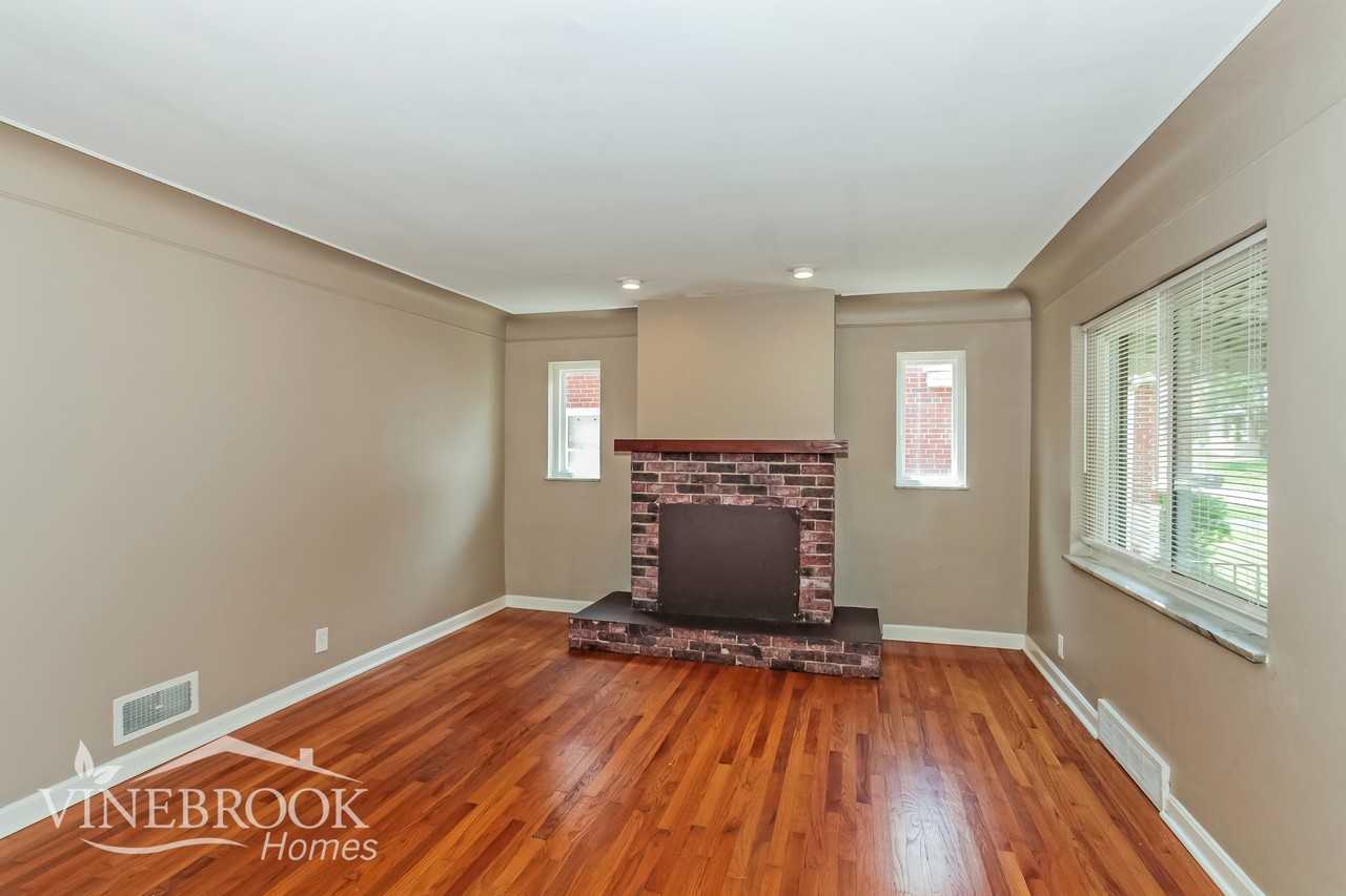 2611 Pancoast Ave - Photo 3 of 15
