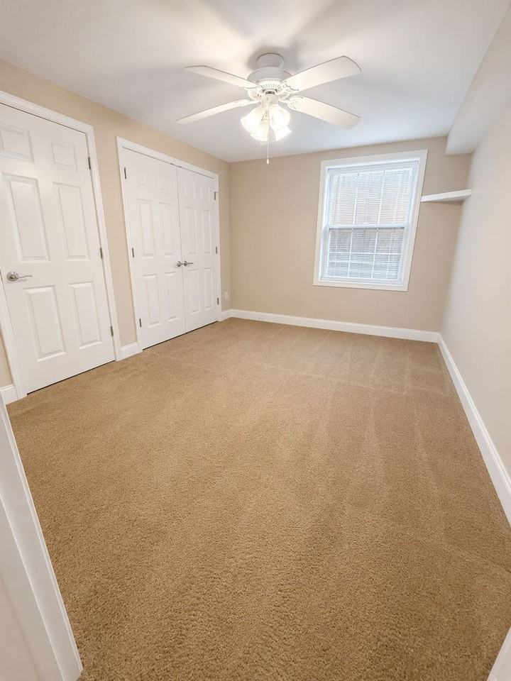 Oaks Apartments - Photo 2 of 5