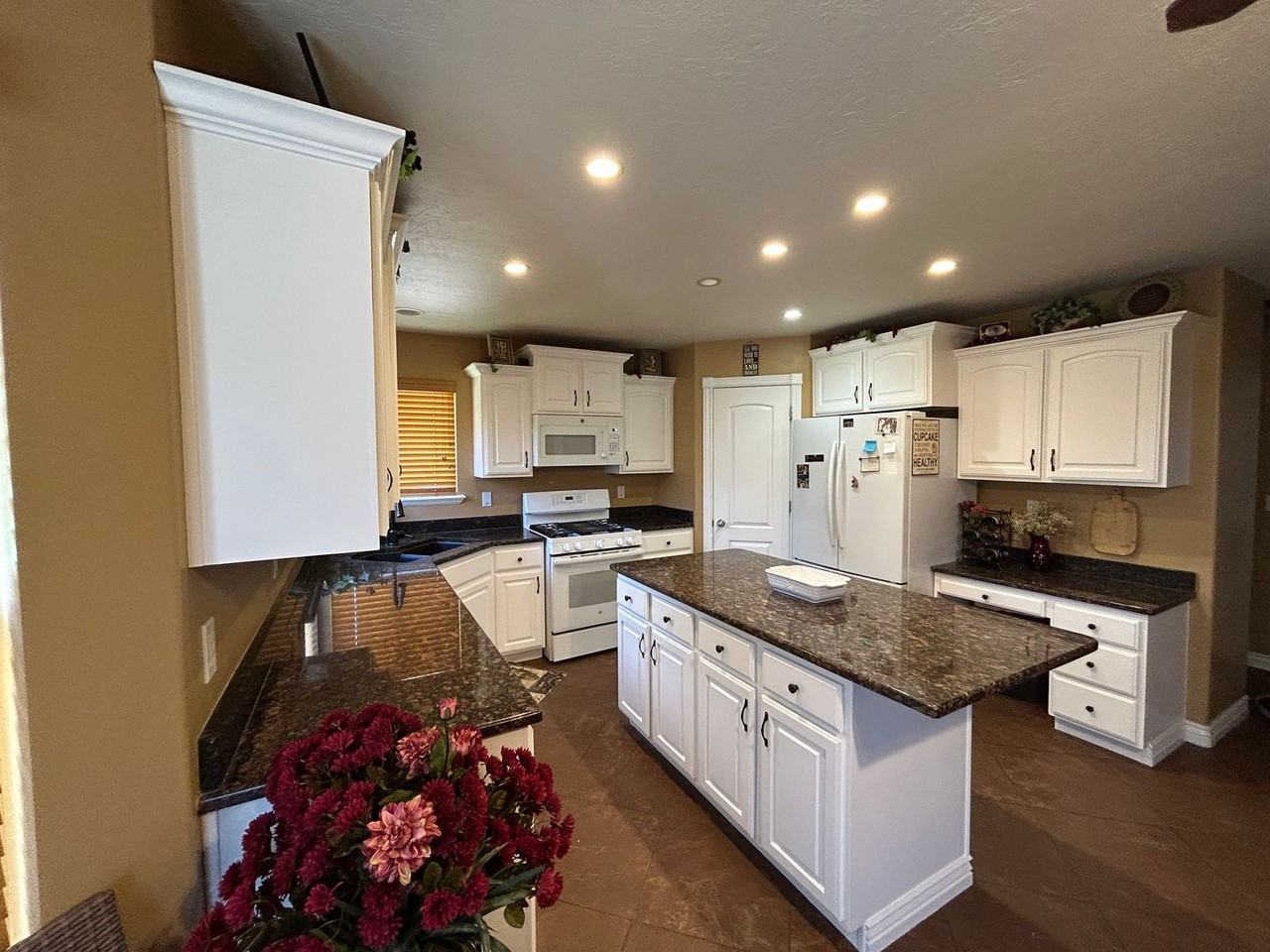 1399 S 1270 E - Photo 5 of 15