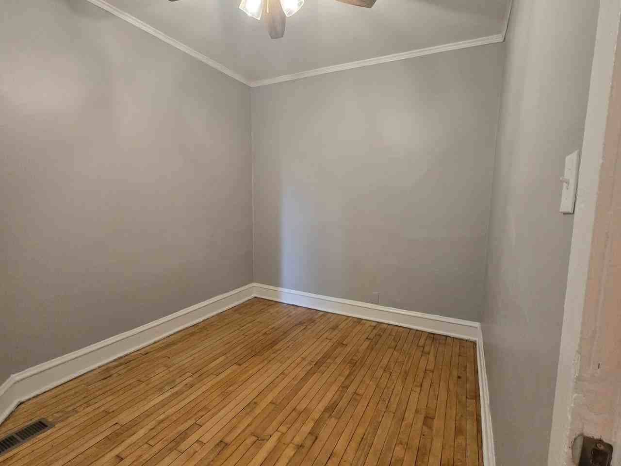 6525 S Evans Ave #1 - Photo 5 of 12