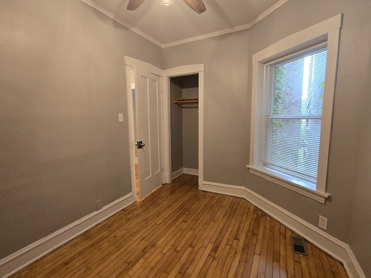 6525 S Evans Ave #1 - Photo 6 of 12