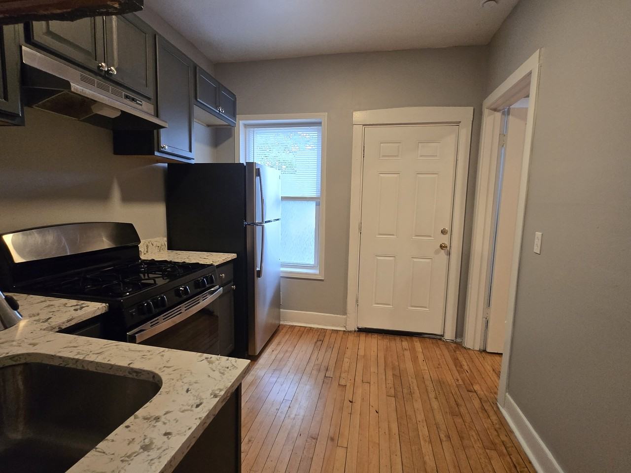 6525 S Evans Ave #1 - Photo 7 of 12