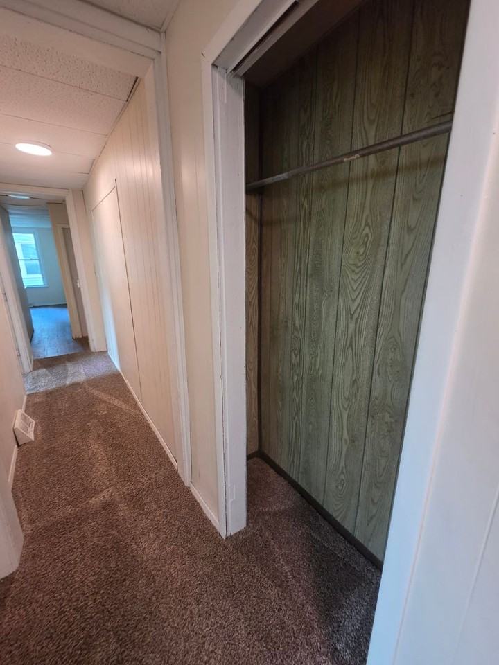 2402 East Ave #1 - Photo 7 of 14