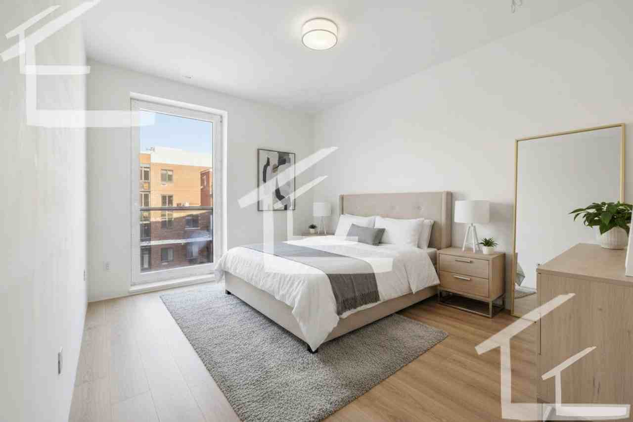 1049 Harry Agganis Way - Photo 6 of 9