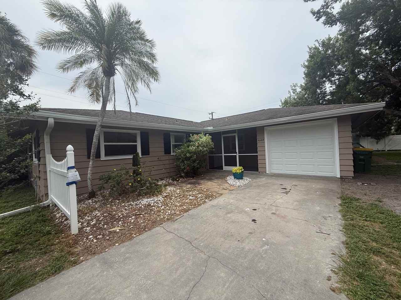 2588 Colorado St - Photo 2 of 28