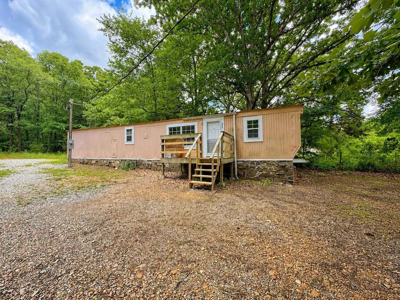 333 Newport Rd - Photo 4 of 11