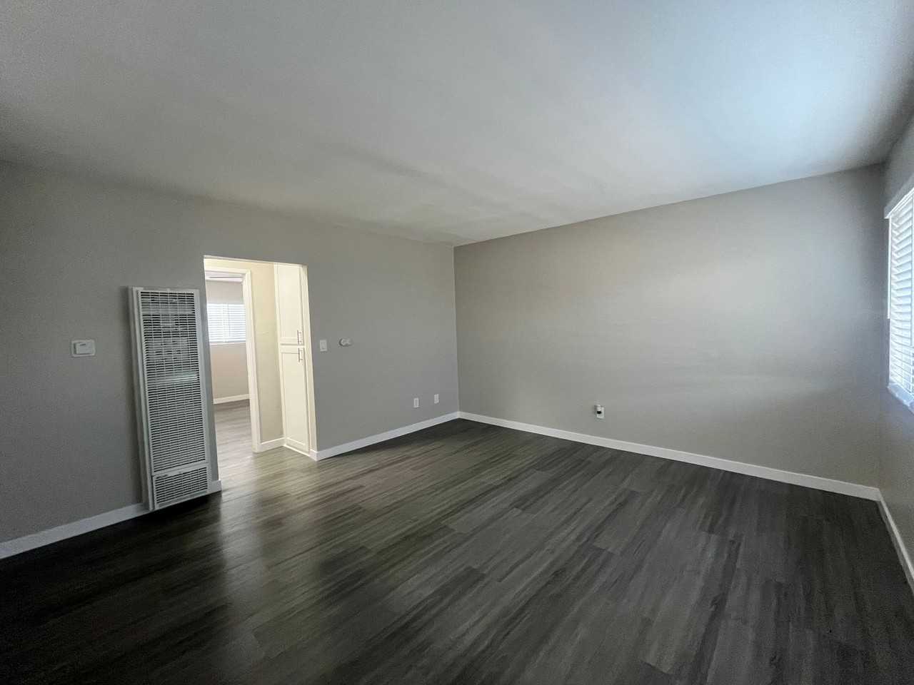 1604 Henderson Ave #7 - Photo 2 of 15
