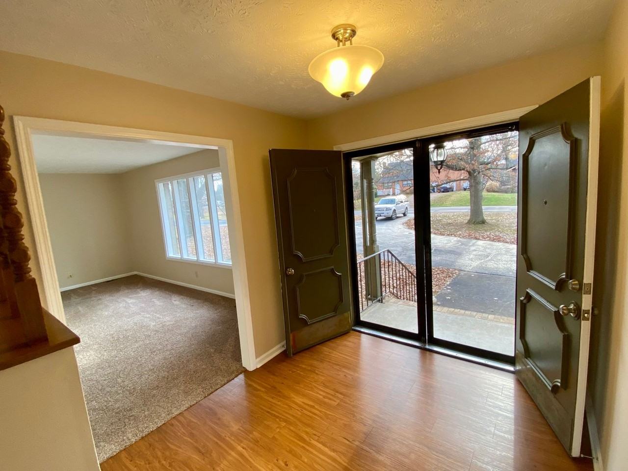 3925 Halehaven Dr - Photo 2 of 24