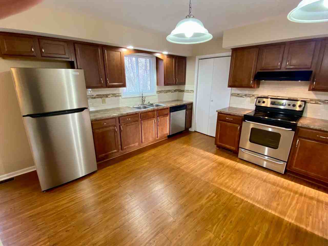 3925 Halehaven Dr - Photo 5 of 24