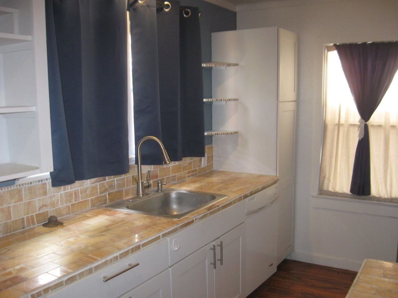140 North Ave - Photo 2 of 9