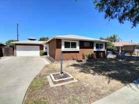 1419 N Winery Ave - Photo 1 of 1
