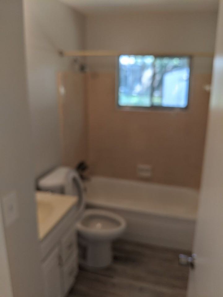 2608 Ridgeway St - Photo 7 of 8
