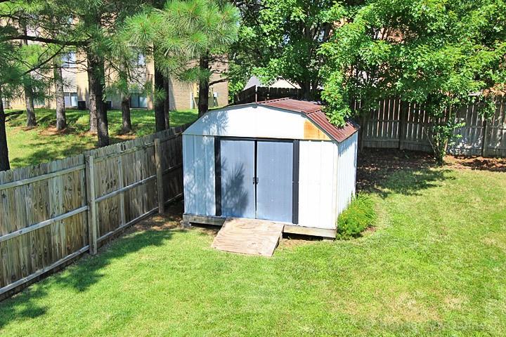 1954 Longview Dr - Photo 7 of 24