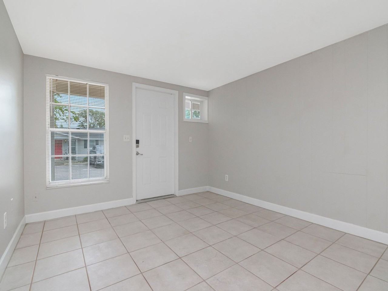 104 Karde Ln #A - Photo 4 of 24