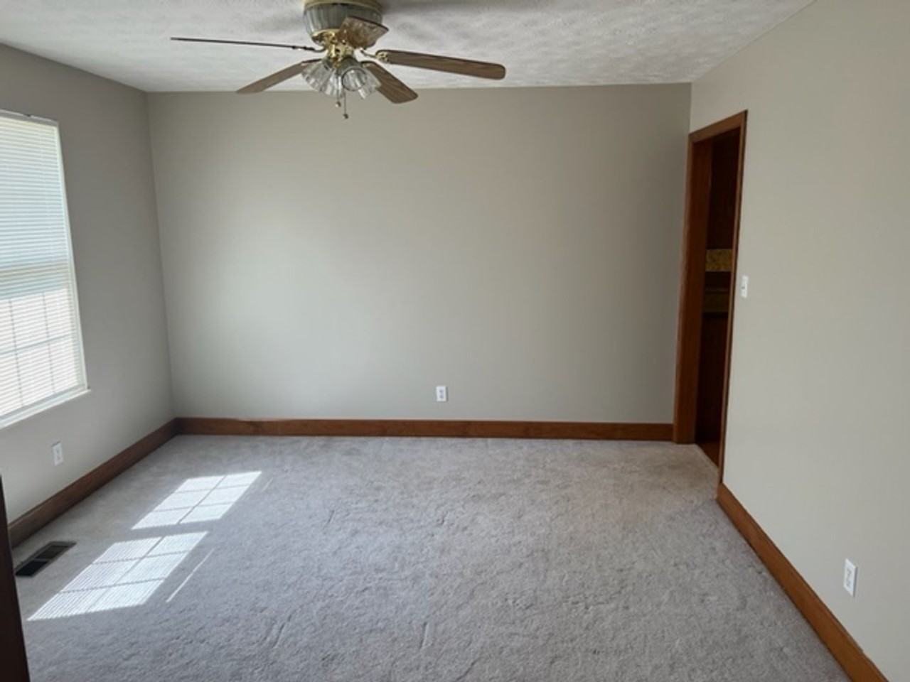 1201 Heartland Dr - Photo 7 of 21