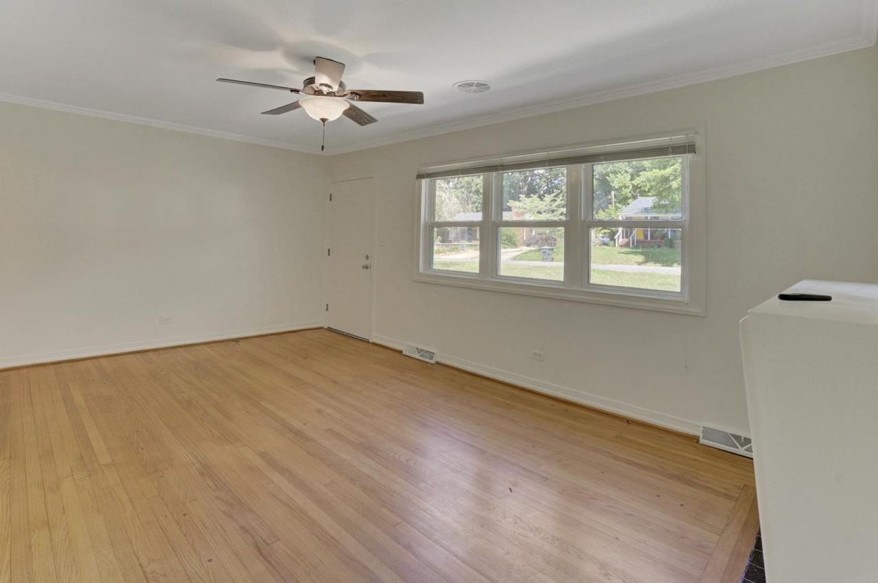 121 Marshdale Ave Sw - Photo 5 of 38