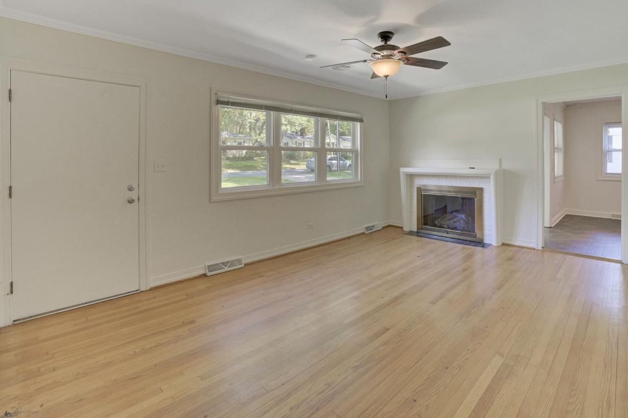 121 Marshdale Ave Sw - Photo 7 of 38