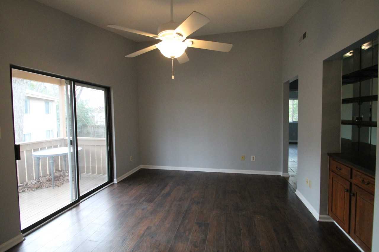 1478 Riverwood Ct - Photo 3 of 6