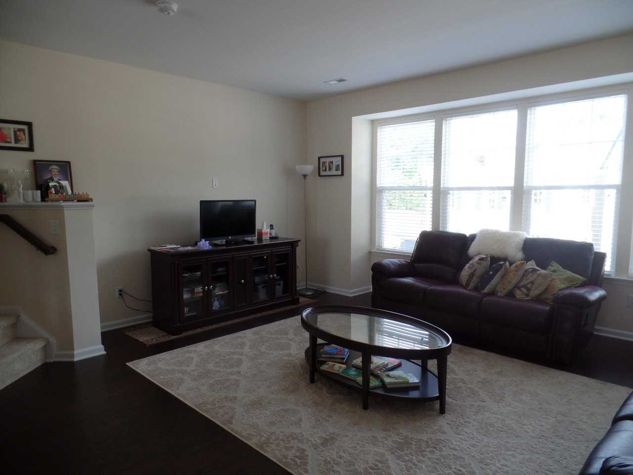 4115 Prospect St - Photo 7 of 24