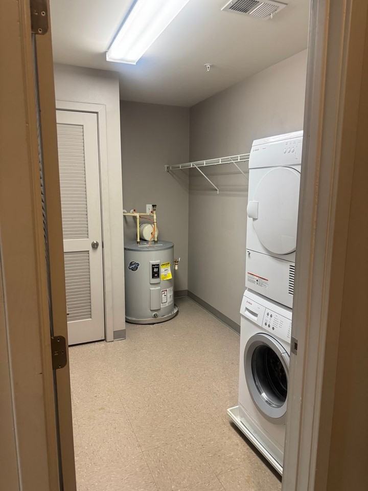 3000 Falls Rd - Photo 6 of 8