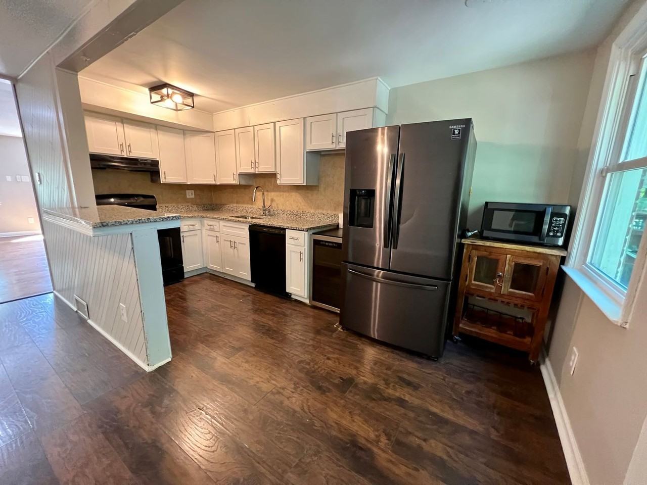 534 S 4th St - Photo 6 of 17