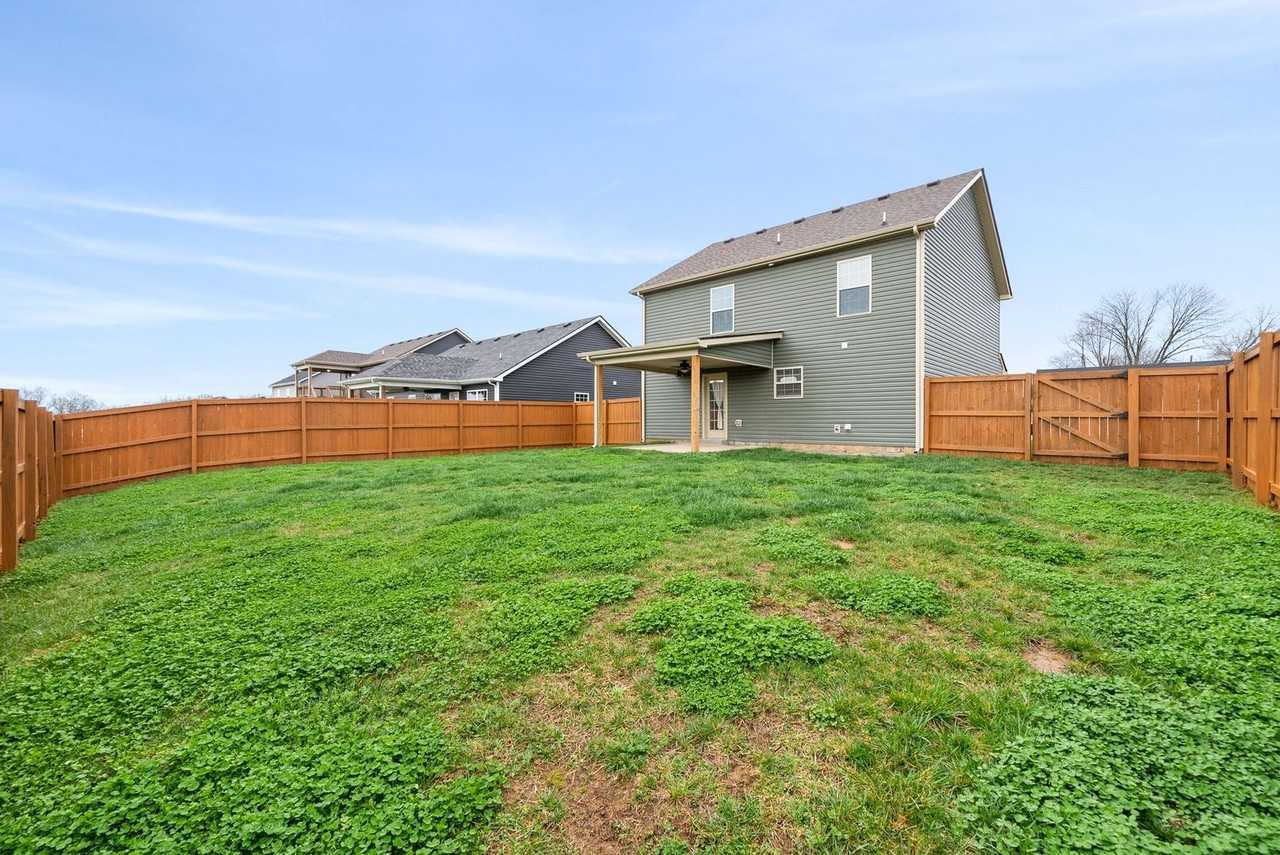 898 Lutz Ln - Photo 7 of 9