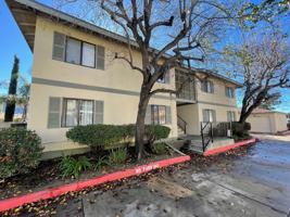 featured image of 525 Acacia Rd