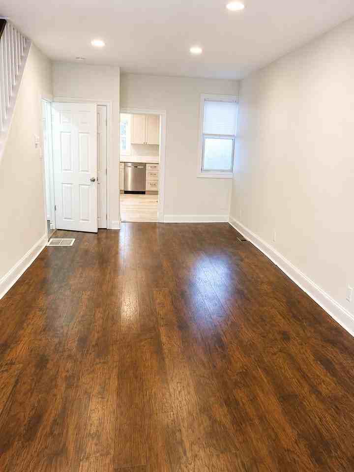 2871 Chatham St - Photo 5 of 24