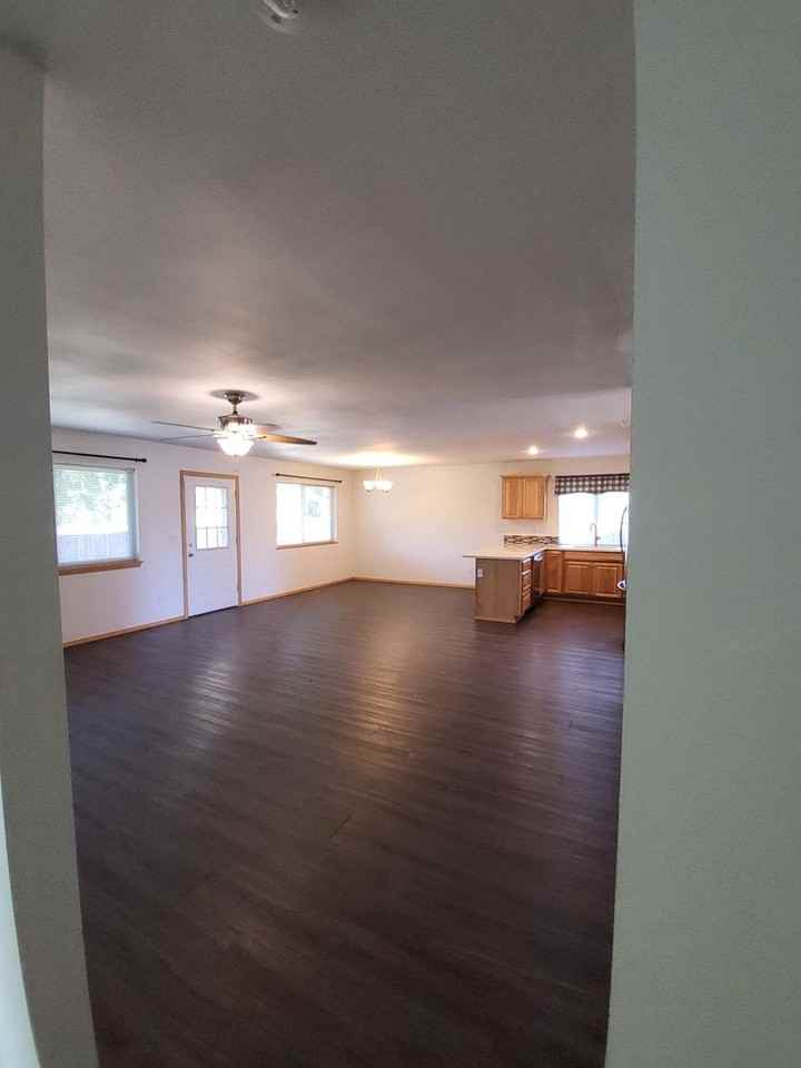 303 Parkside Loop - Photo 3 of 20