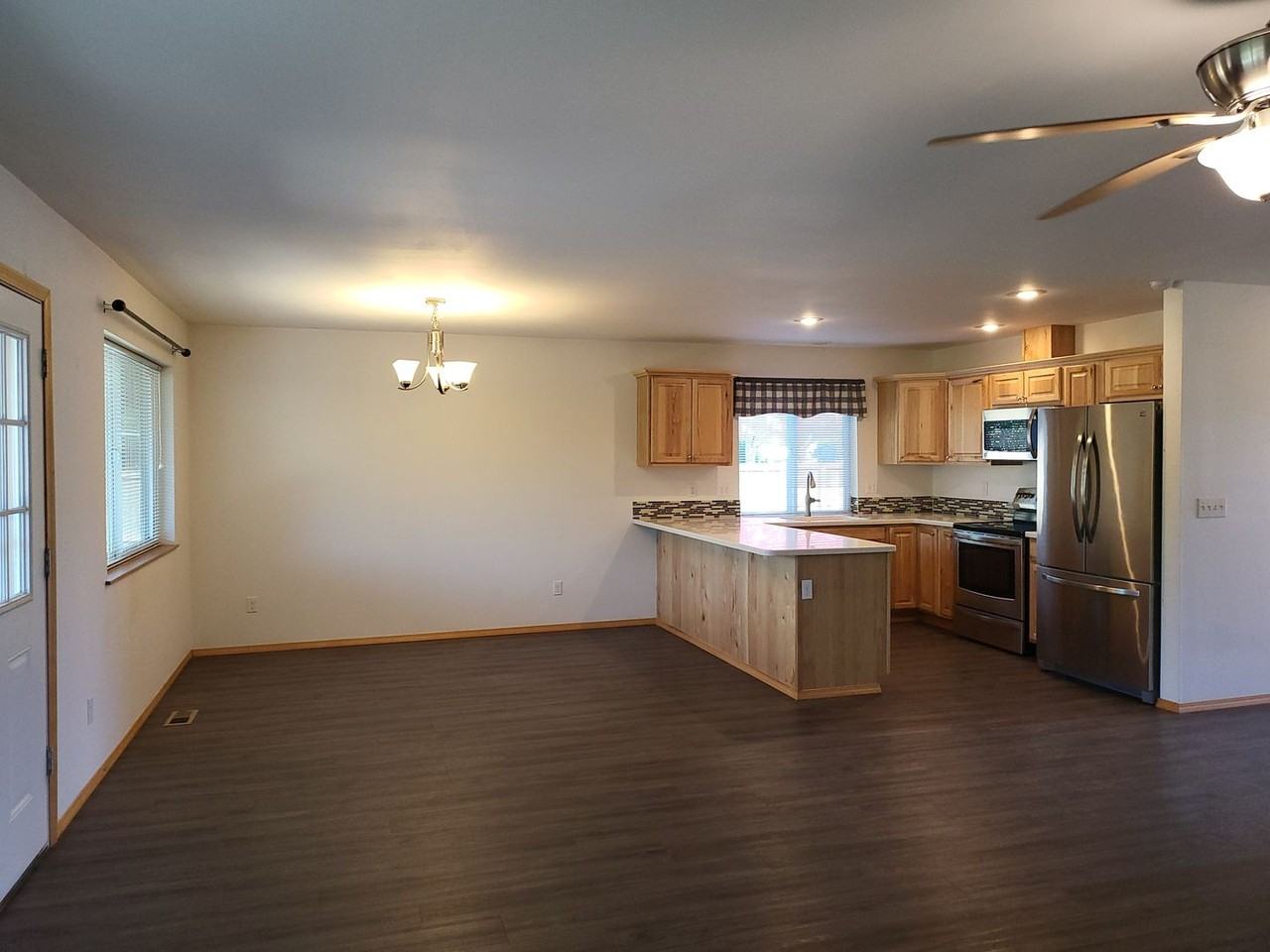 303 Parkside Loop - Photo 4 of 20