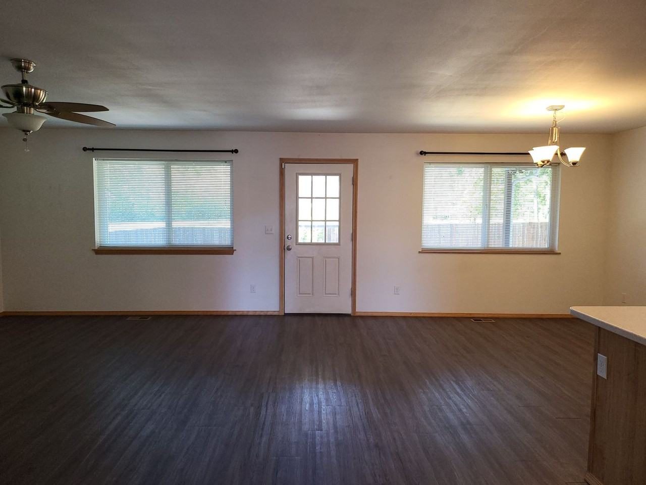 303 Parkside Loop - Photo 6 of 20