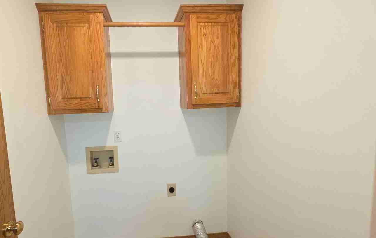 3056 S Fort Ave - Photo 7 of 8